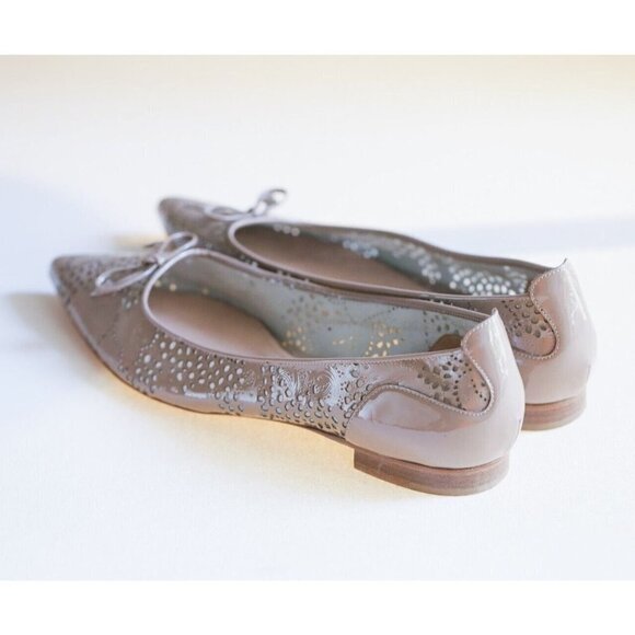 Sante Borella Nude Laser Cut Out Pointy Toe Bow  Accent Flats 40 - Picture 6 of 10
